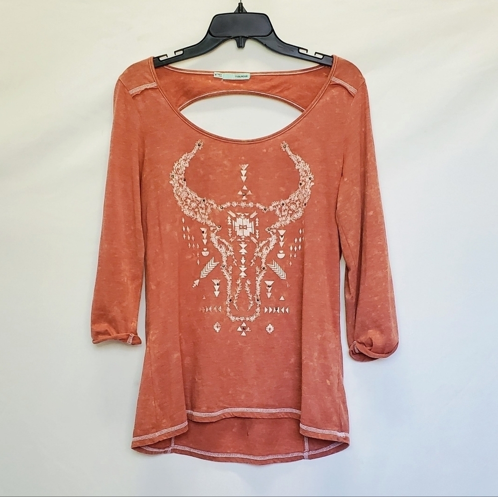 Maurices Southwestern Cut Out Back Quarter Sleeve Top